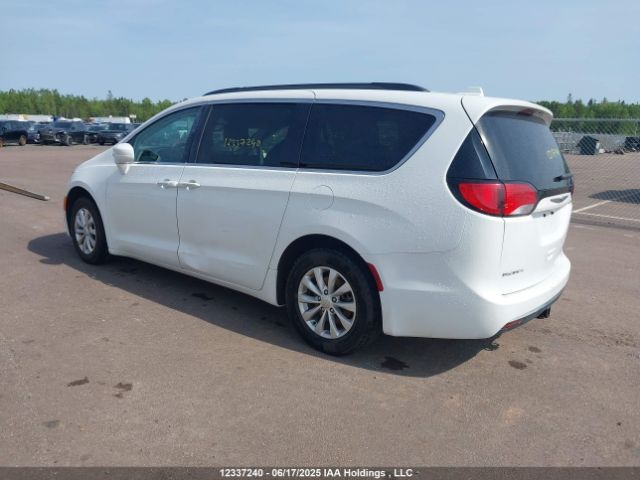 2C4RC1FGXKR698375 Chrysler 2019