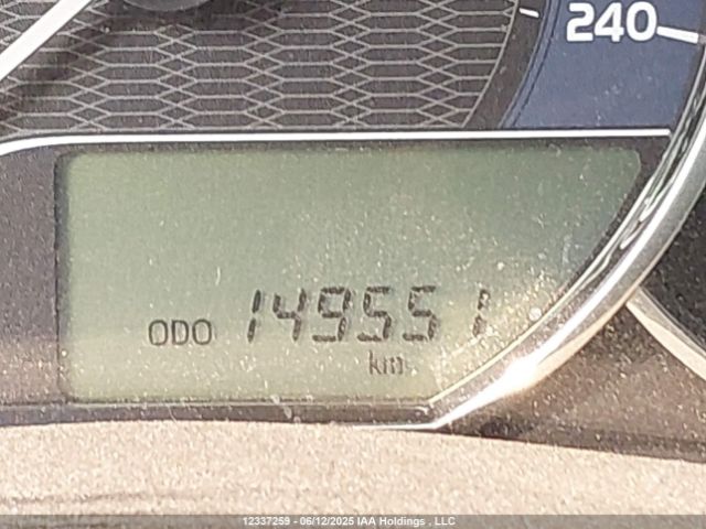 2T1BURHE8FC395996 Toyota COROLLA LE