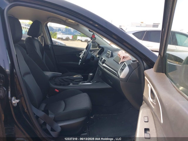 JM1BN1U70H1111838 Mazda pe
