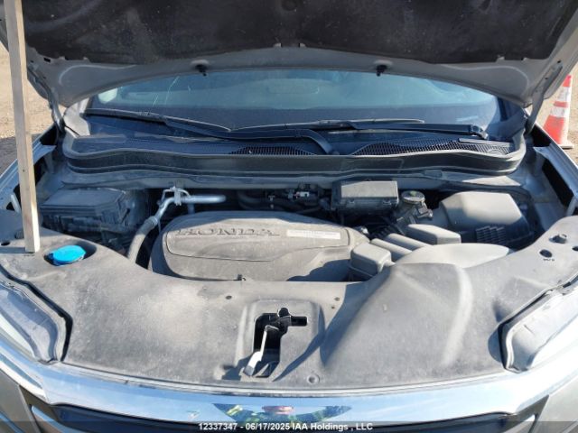 5FNYF6H9XGB502758 Honda Pilot Touring