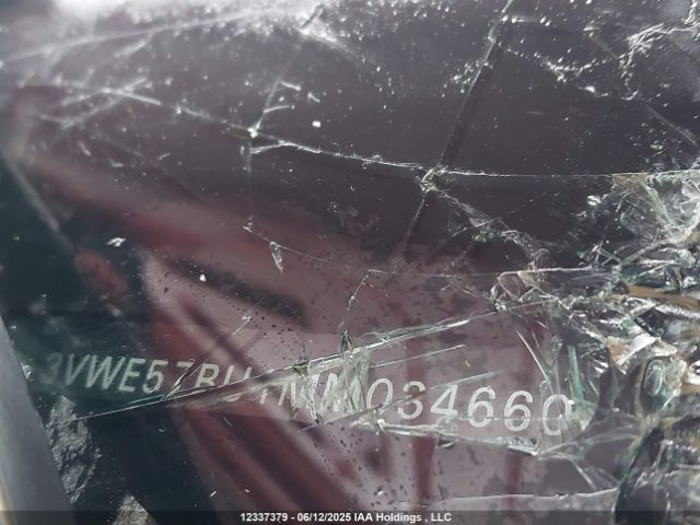 3VWE57BU1MM034660 Volkswagen tsi