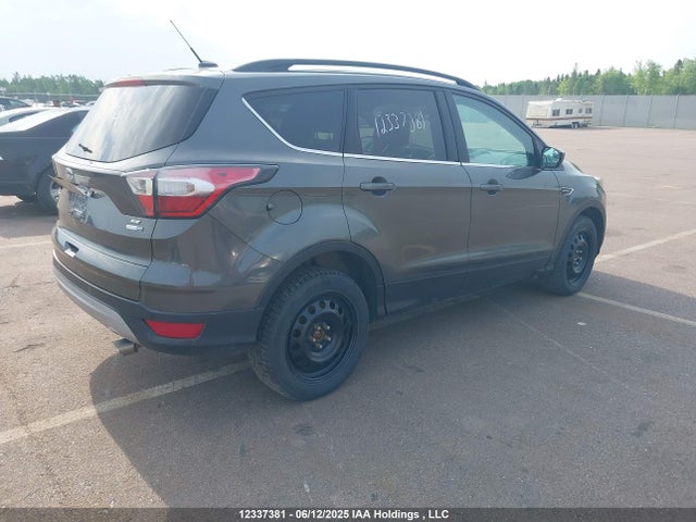 1FMCU9G93HUA42852 Ford 2017