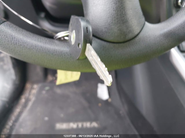 Nissan Sentra 2018 3N1AB7AP4JY330950 Image 11