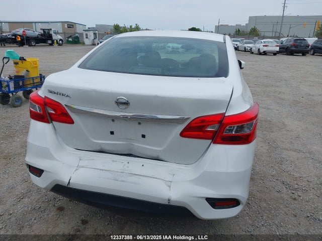 Nissan Sentra 2018 3N1AB7AP4JY330950 Image 17