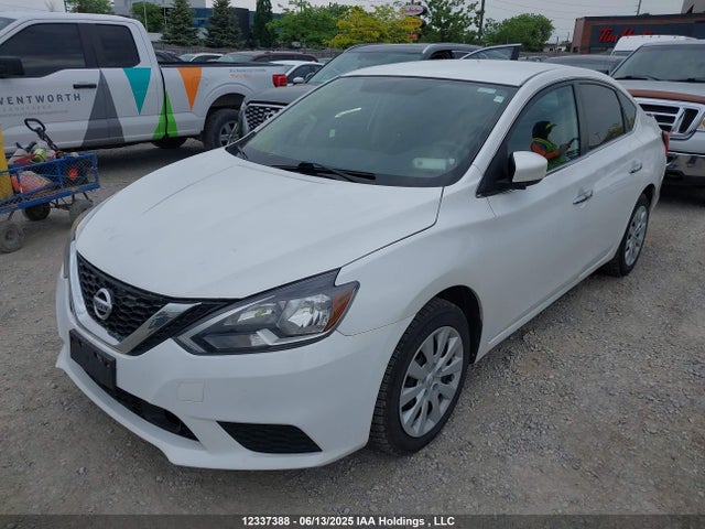 Nissan Sentra 2018 3N1AB7AP4JY330950 Image 2