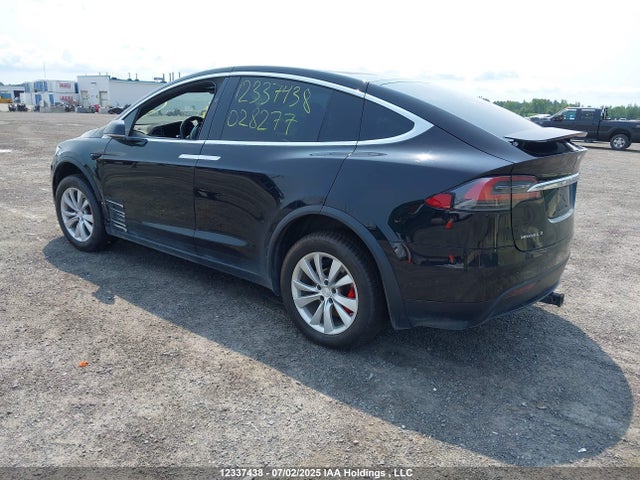 Tesla MODEL X 2016 5YJXCBE44GF028277 Image 3