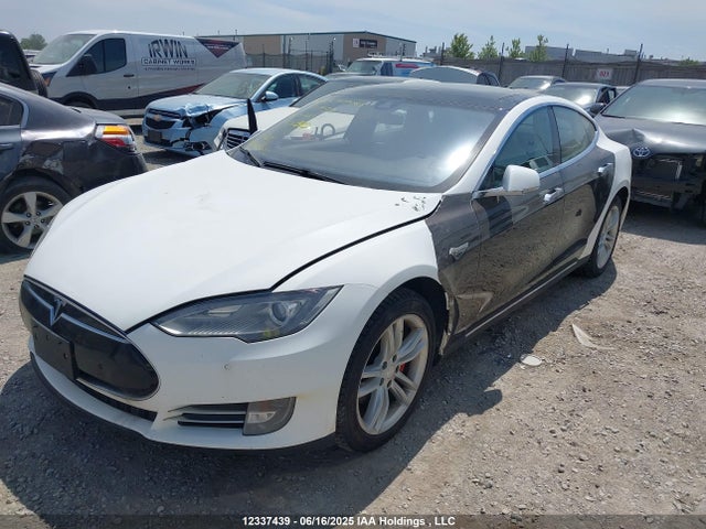 5YJSA1H2XEFP65050 Tesla MODEL S