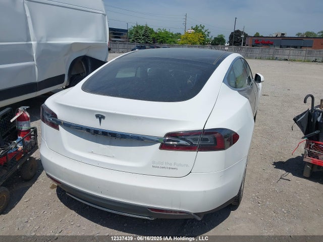 5YJSA1H2XEFP65050 Tesla MODEL S