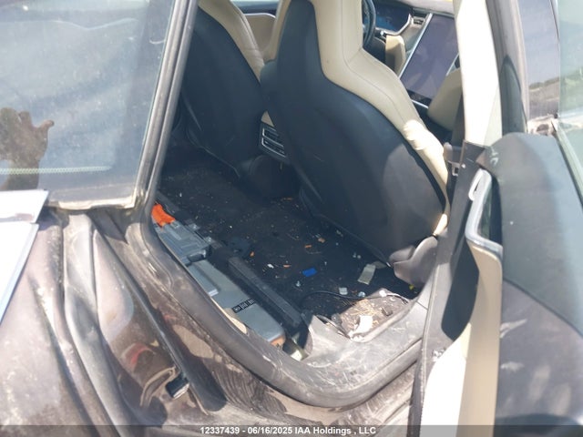 5YJSA1H2XEFP65050 Tesla MODEL S