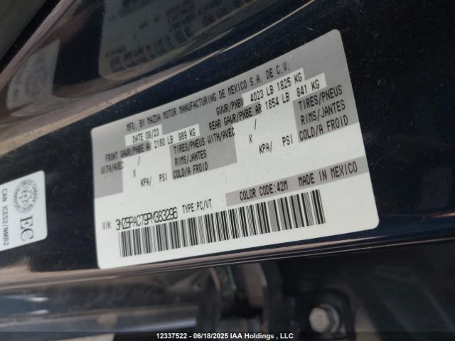 3MZBPAC79PM383296 Mazda pe