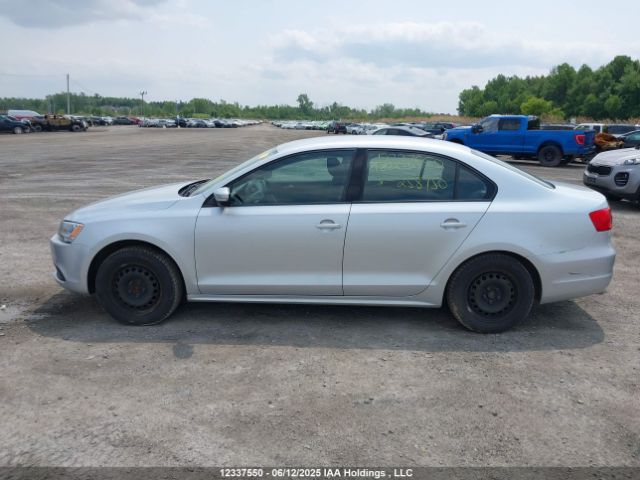 3VW2K7AJ9EM258750 Volkswagen Jetta