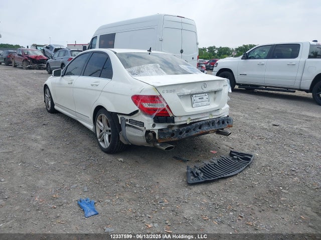 WDDGF8AB7EA891214 Mercedes-Benz C-Class