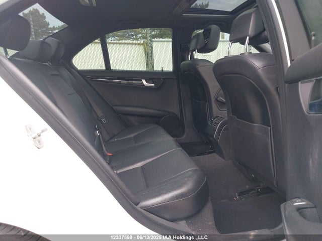 WDDGF8AB7EA891214 Mercedes-Benz C-Class