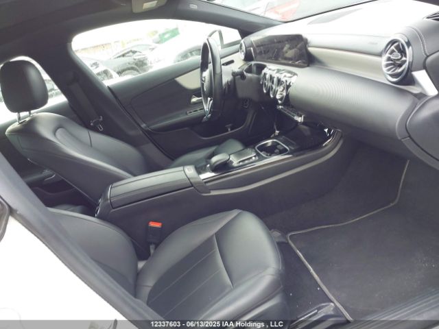 W1K5J4HB5PN397062 Mercedes-Benz m260