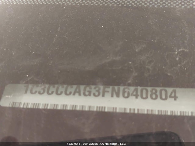 1C3CCCAG3FN640804 Chrysler 2015