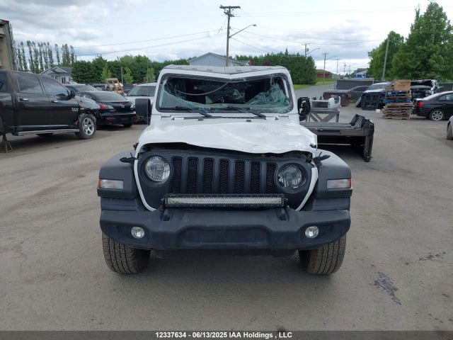 1C4HJXAG1MW557300 Jeep 2021