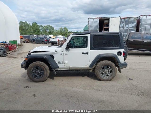 1C4HJXAG1MW557300 Jeep 2021