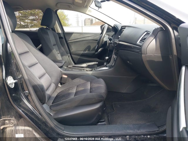 JM1GJ1U52F1218984 Mazda 2015