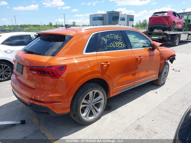 WA1FECF31K1068880 Audi 2019