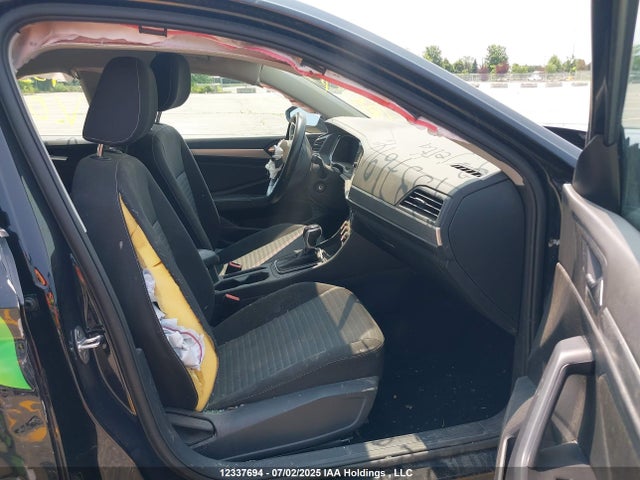 3VWCM7BU5NM012446 Volkswagen 1.5 tsi