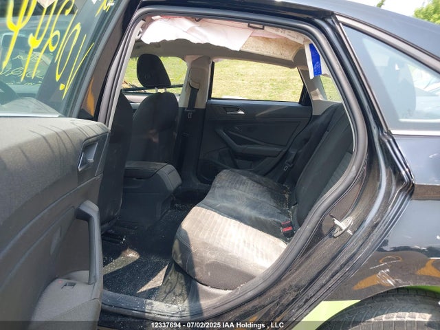 3VWCM7BU5NM012446 Volkswagen 1.5 tsi