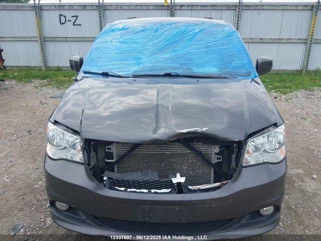 2C4RDGDG4JR165679 Dodge Grand Caravan