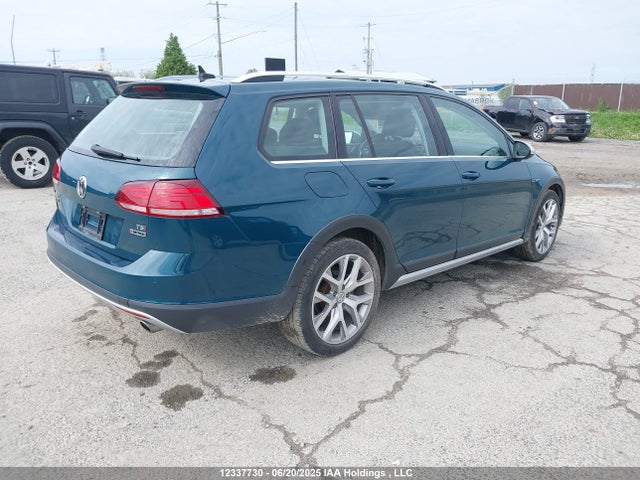3VWH17AU4JM767971 Volkswagen GOLF ALLTRACK
