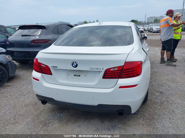 BMW 535i 2015 WBA5B3C54FD542421 Image 16