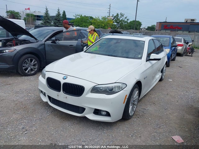 BMW 535i 2015 WBA5B3C54FD542421 Image 2