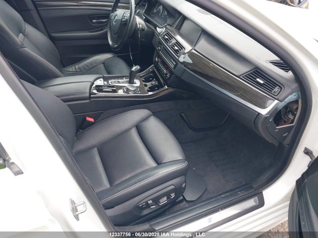 BMW 535i 2015 WBA5B3C54FD542421 Image 5