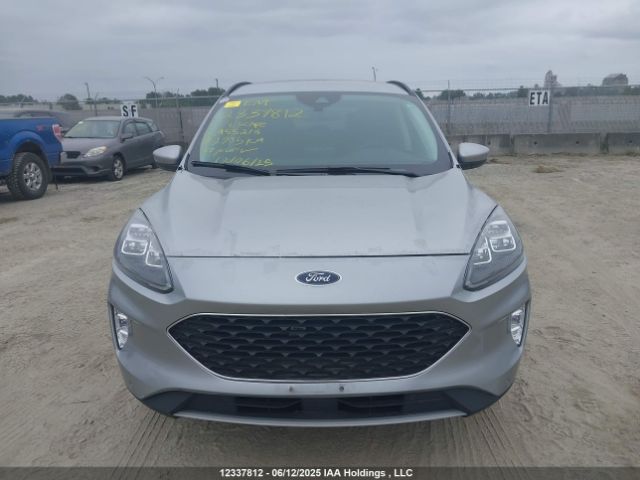 1FMCU9J95NUA55218 Ford Escape Titanium
