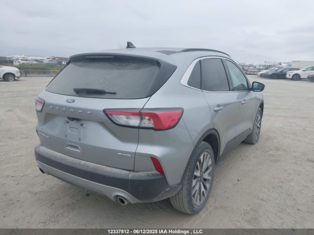 1FMCU9J95NUA55218 Ford Escape Titanium