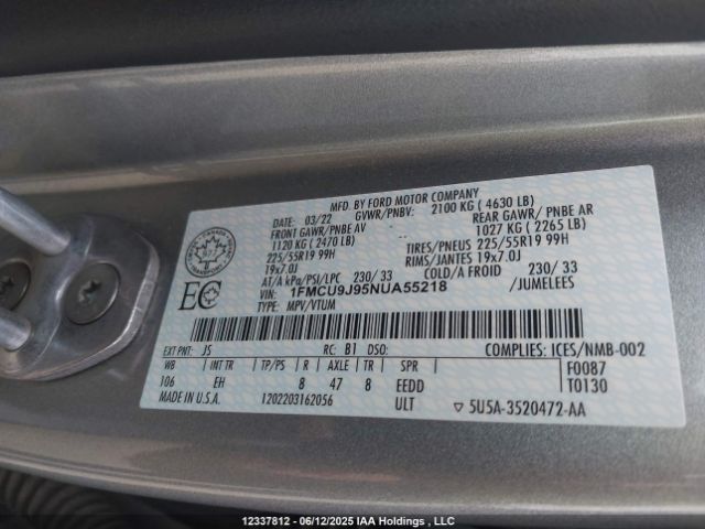 1FMCU9J95NUA55218 Ford Escape Titanium
