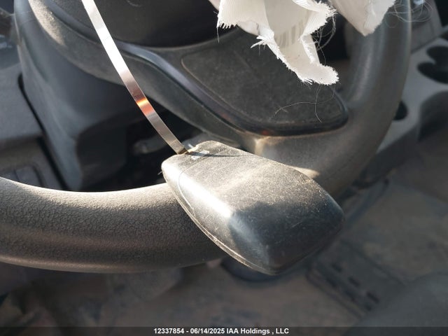 WD4BF0CD7KP036967 Mercedes-Benz om 642 with brake assist