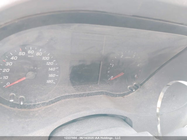 WD4BF0CD7KP036967 Mercedes-Benz om 642 with brake assist