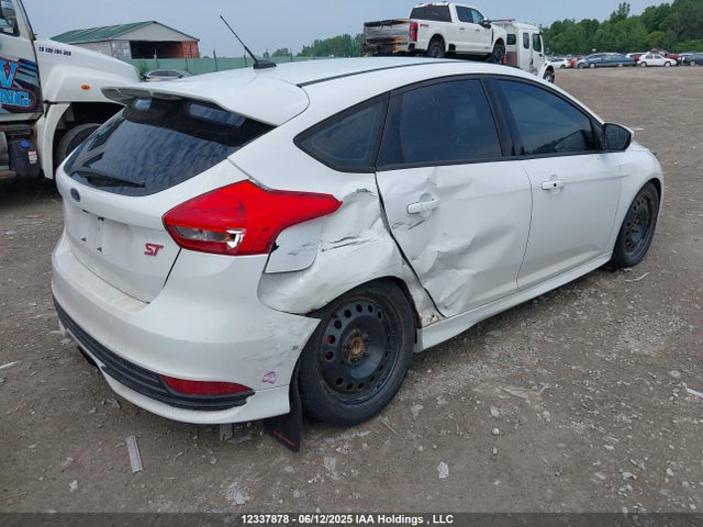 1FADP3L93FL320869 Ford Focus