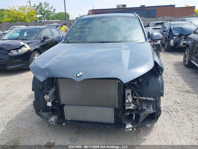 WBX73EF06R5Z46228 BMW X1
