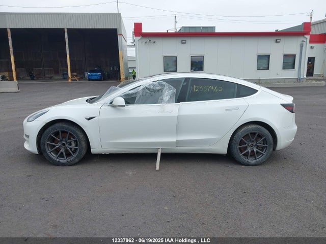 5YJ3E1EA0LF529346 Tesla Model 3 Standard Range Plus