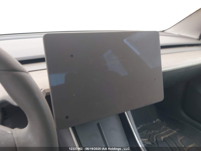 5YJ3E1EA0LF529346 Tesla Model 3 Standard Range Plus
