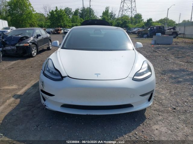 5YJ3E1EA3KF480352 Tesla MODEL 3