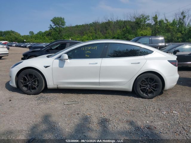 5YJ3E1EA3KF480352 Tesla MODEL 3