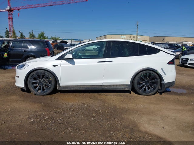 7SAXCBE56NF353909 Tesla MODEL X