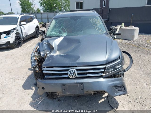 3VV4B7AX1JM193548 Volkswagen 2018
