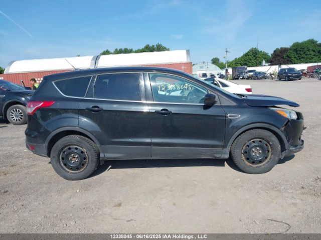 1FMCU0GX9EUD11765 Ford ESCAPE SE