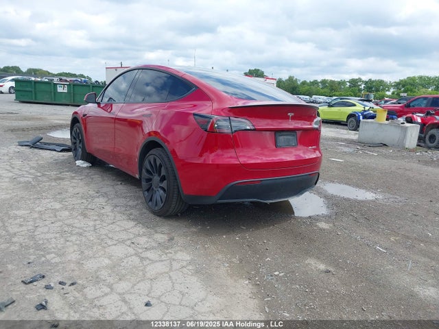 7SAYGDEF9NF507672 Tesla Model Y
