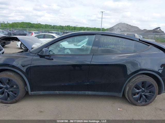 7SAYGDEE7RF205181 Tesla Model Y