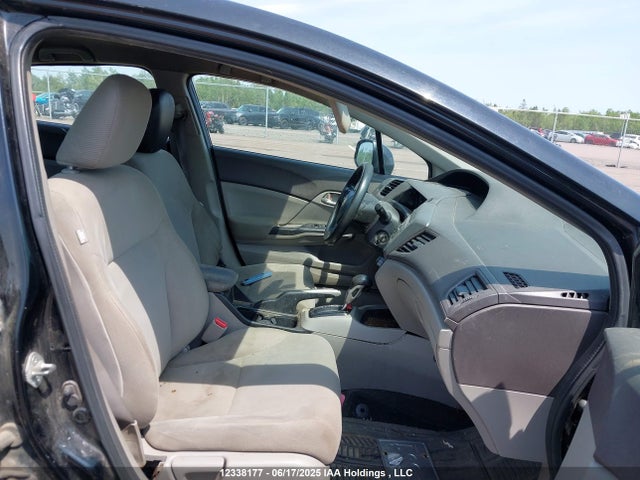 12338177 :رقم المزاد ، 2HGFB2F44CH117902 vin ، 2012 Honda Civic Lx مزاد بيع