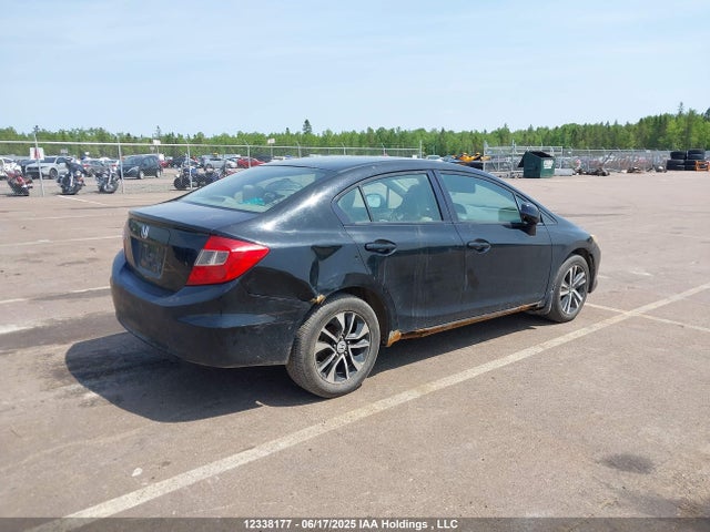 12338177 :رقم المزاد ، 2HGFB2F44CH117902 vin ، 2012 Honda Civic Lx مزاد بيع