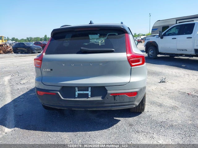 YV4ER3HK2S2569097 Volvo e400v12