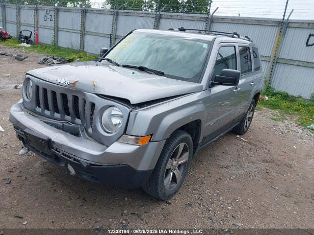 1C4NJPAAXGD582730 Jeep 2016